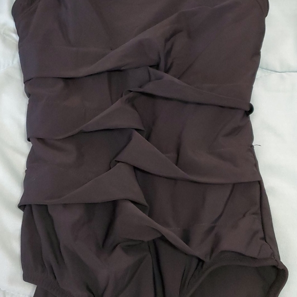 Nicole Miller, swimsuit - Picture 4 of 4